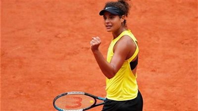 ميار شريف تحقق أول فوز في بطولة 