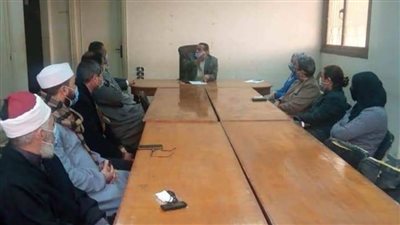 المنيا تواصل جلسات الحوار المجتمعي مع المواطنين بقرى مبادرة حياة كريمة