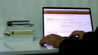 في أوروبا .. التعليم عن بعد يزعج الطلاب والأساتذة 