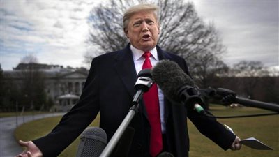 أعضاء مجلس الشيوخ يستمعون إلى المرافعات الافتتاحية.. و