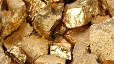 ضبط 10 أطنان من أحجار الذهب مع 4 أشخاص بأسوان