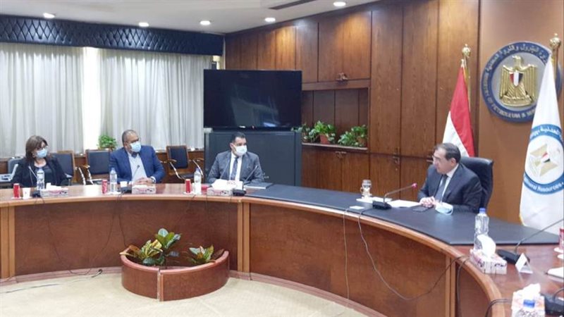 وزير البترول