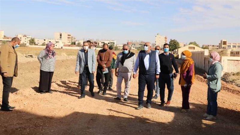 المحافظ بجوله داخل