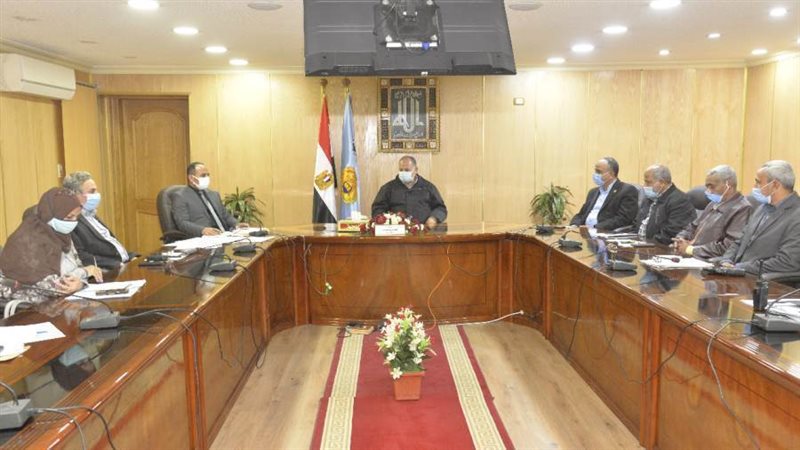 محافظ أسيوط يترأس