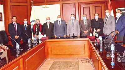 بروتوكول  بين جامعة بني سويف وهيئة تعليم الكبار