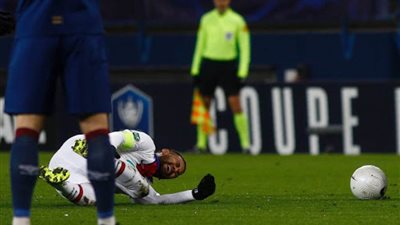 رسميا.. نيمار يغيب عن صفوف سان جيرمان في مواجهتي برشلونة بدوري الأبطال