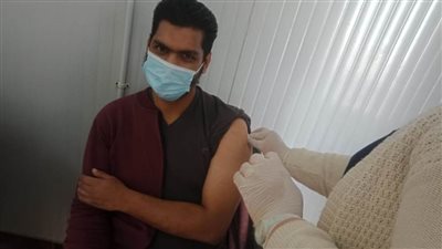 محافظ أسيوط: استمرار تلقي الجرعة الأولى من لقاح كورونا للأطقم الطبية