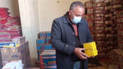 إعدام أغذية فاسدة وغلق 3 منشآت بالشرقية