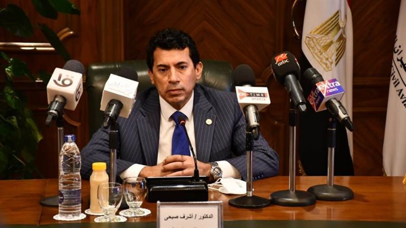 د. أشرف صبحى