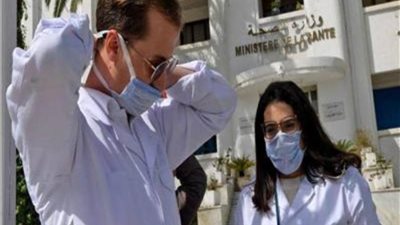 تونس تسجل 977 إصابة جديدة بفيروس كورونا