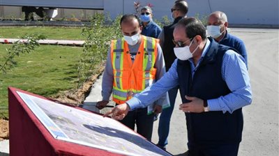 الرئيس السيسي يتفقد محور مسطرد شرق القاهرة