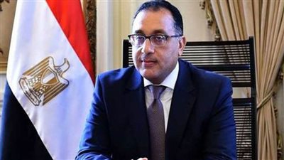 رئيس الوزراء: نراجع المصادر والصور لإعادة القاهرة التاريخية لرونقها القديم