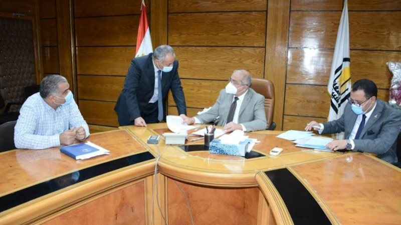 جامعة أسيوط: بدء