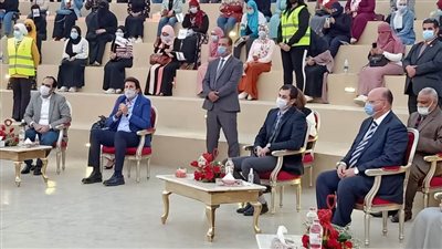 محافظ القاهرة: 