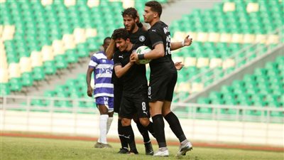 بثنائية إسلام عيسى.. بيراميدز يضع قدما في نصف دور المجموعات بالكونفدرالية 