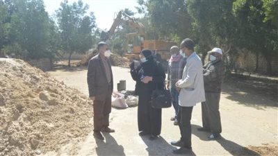 رئيس مركز الخارجة يتفقد حملات النظافة