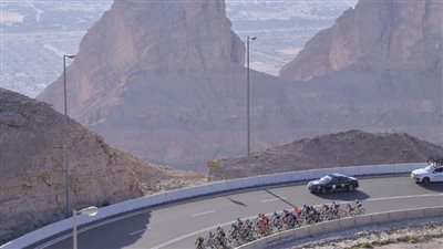 تحضيرات طواف الإمارات تدخل مراحلها النهائية ووصول الفرق الخميس