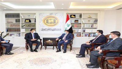 سفير مصر في بغداد يلتقي بمستشار الأمن القومي العراقي