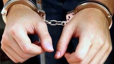 القبض على زوجين عرضا طفلتهما للبيع على الفيس بوك بشبرا الخيمة