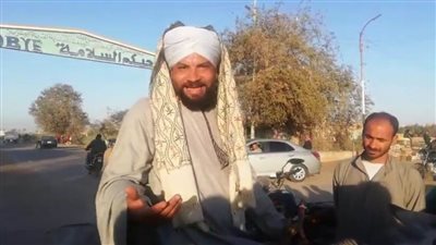 تعرف على حقيقة القبض على صاحب رحلة الحمار بسمالوط شمال المنيا