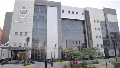 محافظ أسيوط يشيد بإنجازات الرئيس في القطاع الصحي