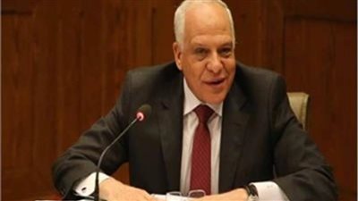 محافظة الجيزة تنشر 497 سيارة شفط ومعدة للتعامل السريع مع هطول الأمطار 