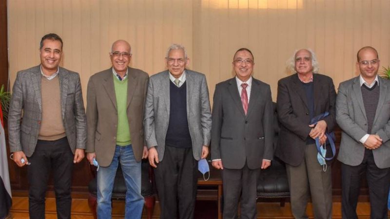 محافظ الإسكندرية