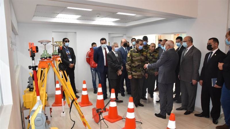 محافظ بورسعيد خلال