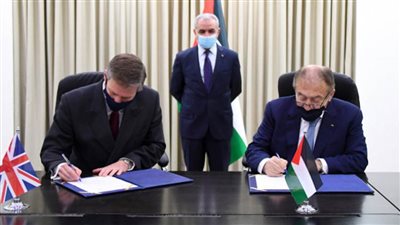فلسطين وبريطانيا توقعان اتفاق تعاون لدعم التجارة بقيمة 15 مليون جنيه إسترليني