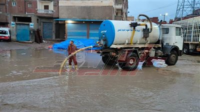 بعد ليلة صعبة رفع مياه الأمطار من شوارع محافظة كفر الشيخ