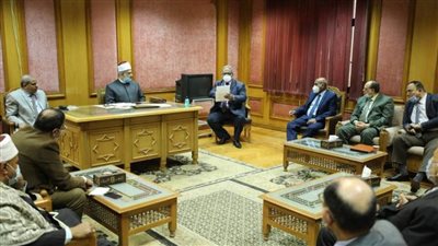 وكيل الأزهر يتفقد المرحلة النهائية من مسابقة الابتعاث الخارجي