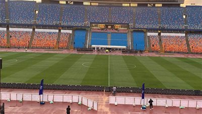 الأمطار تهطل على ستاد القاهرة قبل مواجهة الزمالك والإسماعيلي 