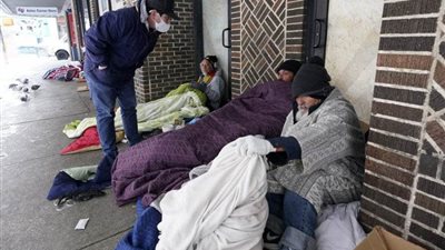 الدوامة القطبية تهزم أمريكا وتسيطر على القسم الأوسط من البلاد