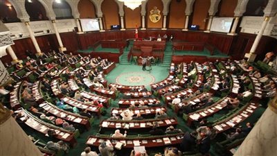 البرلمان التونسي يصادق علي مشروع قانون لتعويض أضرار استخدام لقاح 