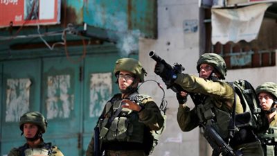 إصابة شابين فلسطينيين برصاص الاحتلال خلال مسيرة مناهضة للجدار والاستيطان