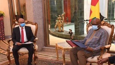 السفير المصري في واجادوجو يُقدم أوراق اعتماده للرئيس البوركيني