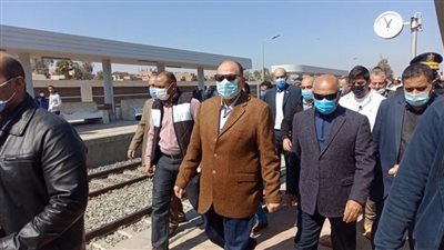 وزير النقل يتفقد أعمال تنفيذ مشروع محور ديروط الحر بتكلفة 1.7 مليار جنيه
