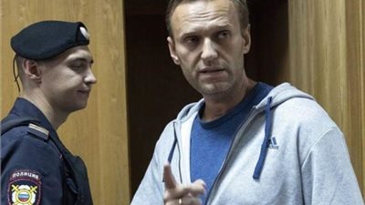 محكمة روسية تعاقب المعارض 