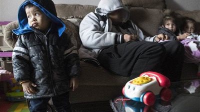 بعد ضربة الشمس بدأت لفحة الصقيع.. قتلت ٧٠ شخصا 