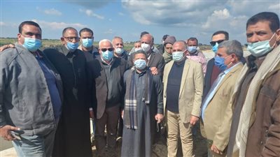 وزير الرى ومحافظ بورسعيد يشهدان مشروع تبطين ترعة التينة 