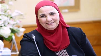وزيرة التضامن تقرر مد معرض 