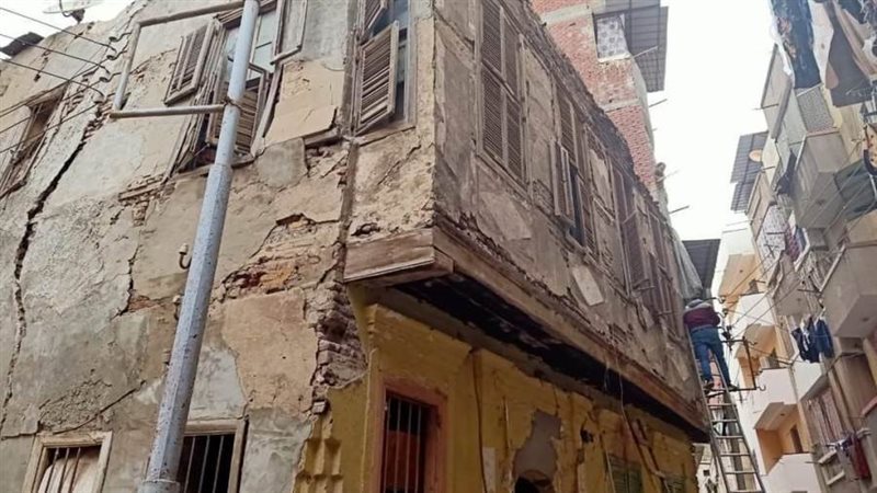 العقار قبل الهدم