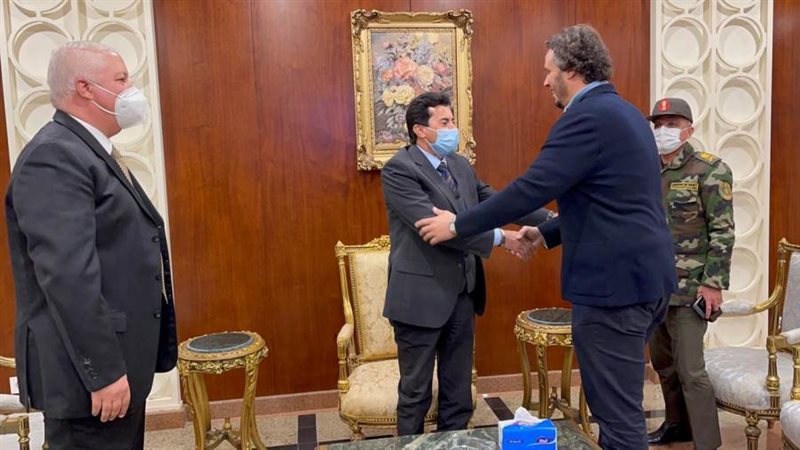 وزير الرياضة