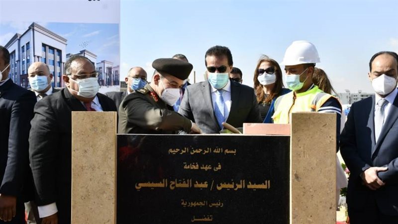 وضع حجر الأساس لجامعة