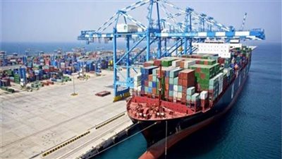 استمرار حركة الملاحة بميناءي الإسكندرية رغم سقوط أمطار متوسطة