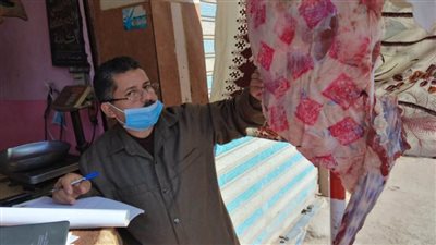 إعدام طن ونصف أغذية ومشروبات فاسدة بالدقهلية