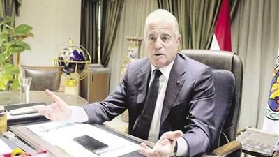 محافظ جنوب سيناء يلتقي أعضاء مجلسي النواب والشيوخ بالمحافظة لتنسيق الجهود