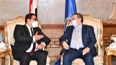 بروتوكول تعاون بين جامعة قناة السويس ومعهد إعداد القادة بـ