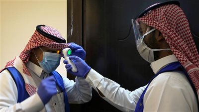 الكويت: تسجيل 1015 إصابة جديدة بكورونا و8 وفيات خلال 24 ساعة