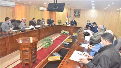 محافظ أسيوط يترأس اجتماع تدقيق المشروعات بمركز ساحل سليم